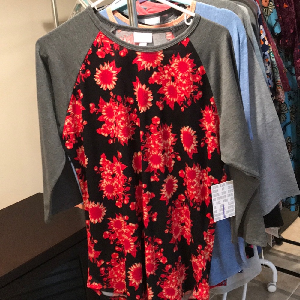 large LuLaRoe Randy